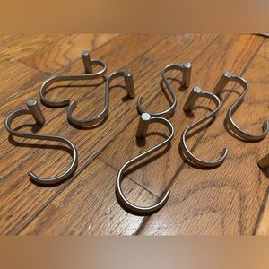 Shower curtain hooks. Brushed silver color. 12 in total.